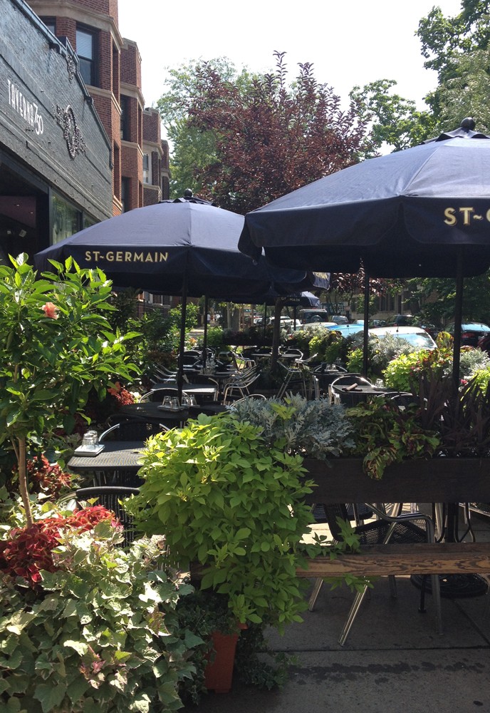 Best places to eat, drink outside in Boystown